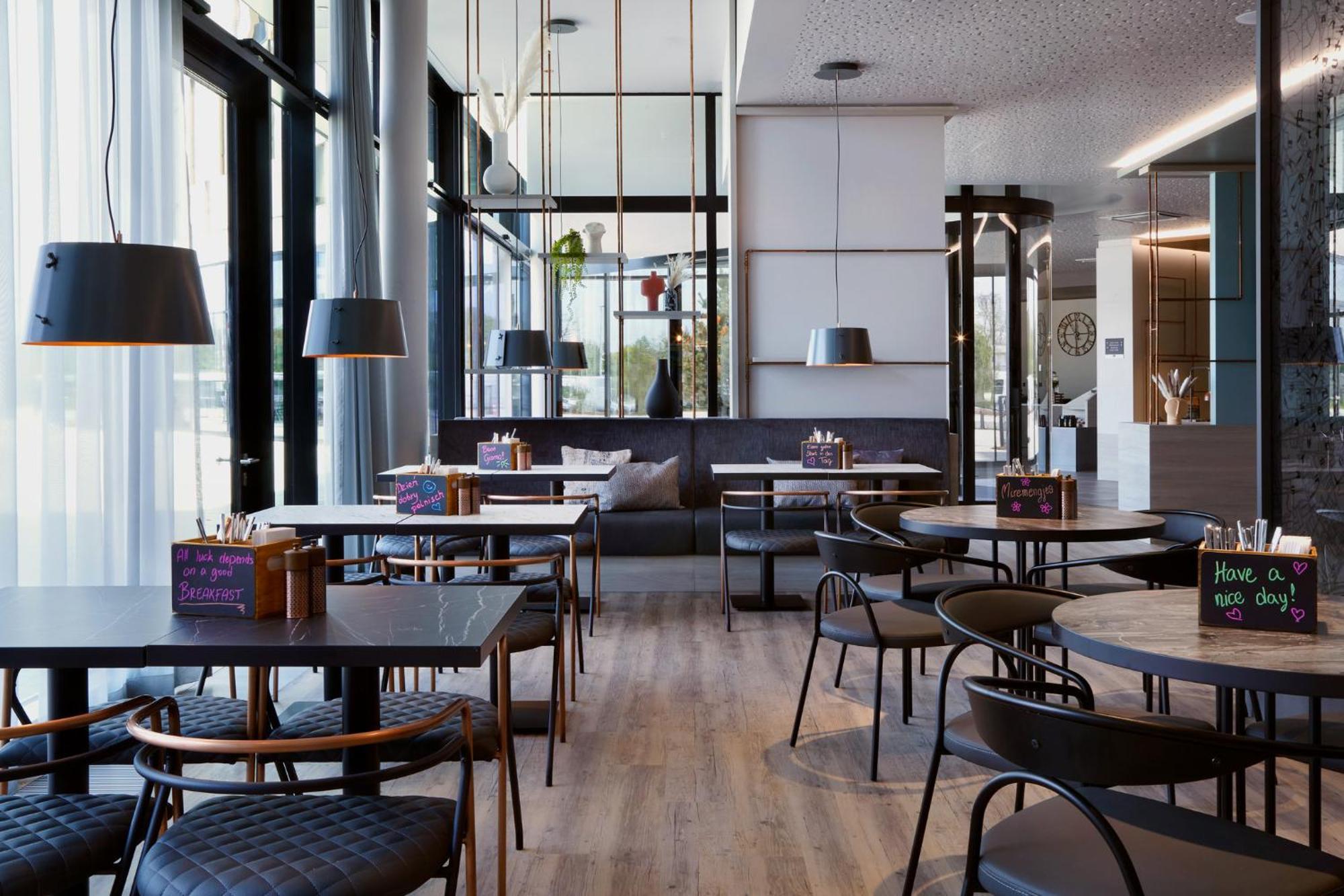 Holiday Inn - The Niu, Hub Dusseldorf Messe By Ihg Екстериор снимка