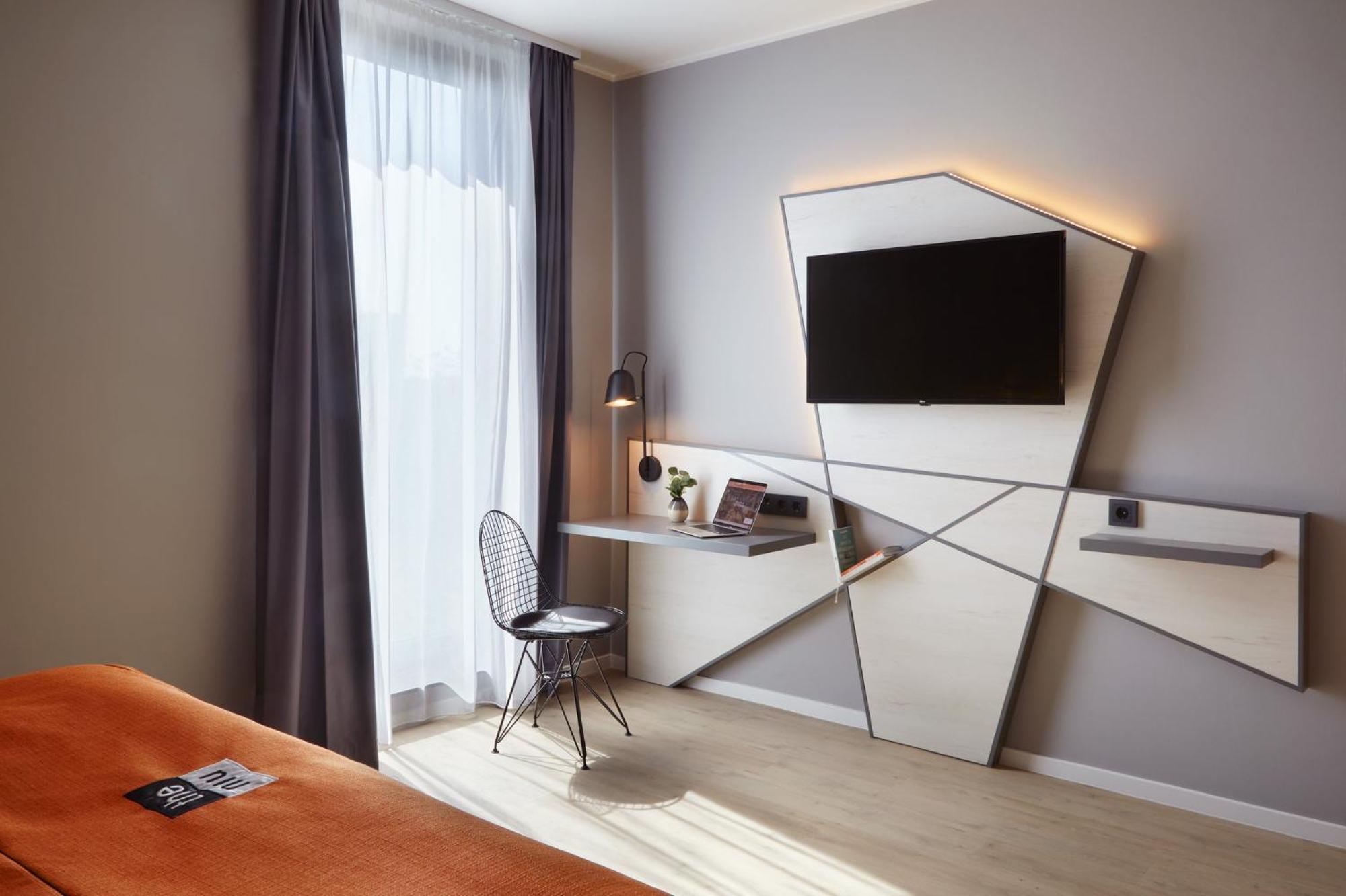 Holiday Inn - The Niu, Hub Dusseldorf Messe By Ihg Екстериор снимка